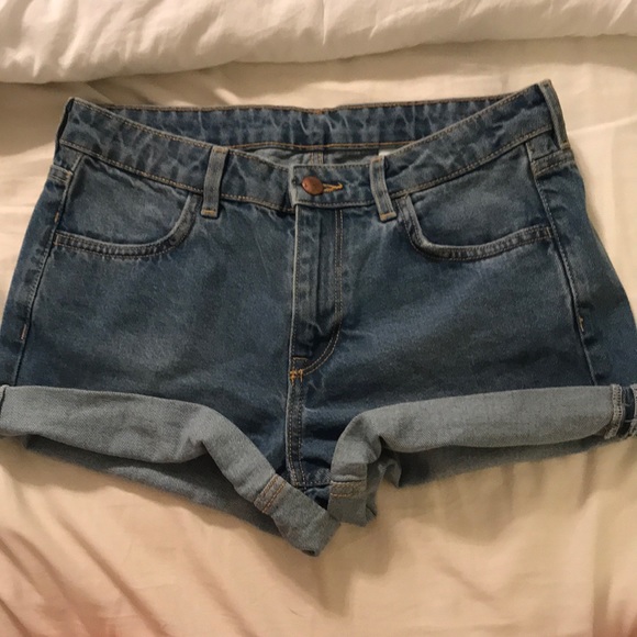 80s fashion jean shorts
